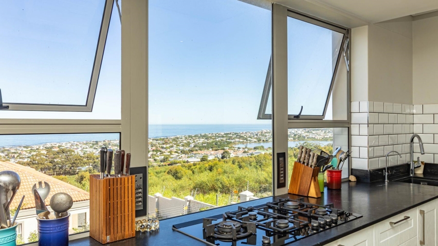 4 Bedroom Property for Sale in Berghof Western Cape